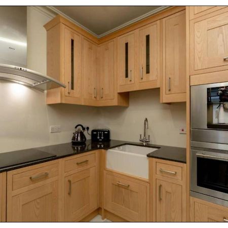 Joivy Boutique Apt With Patio In New Town إدنبرة المظهر الخارجي الصورة