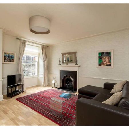 Joivy Boutique Apt With Patio In New Town إدنبرة المظهر الخارجي الصورة