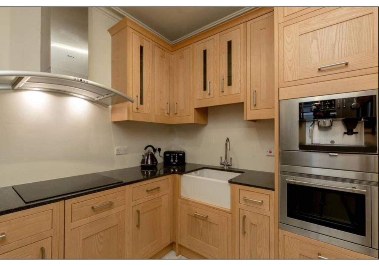 Joivy Boutique Apt With Patio In New Town إدنبرة المظهر الخارجي الصورة