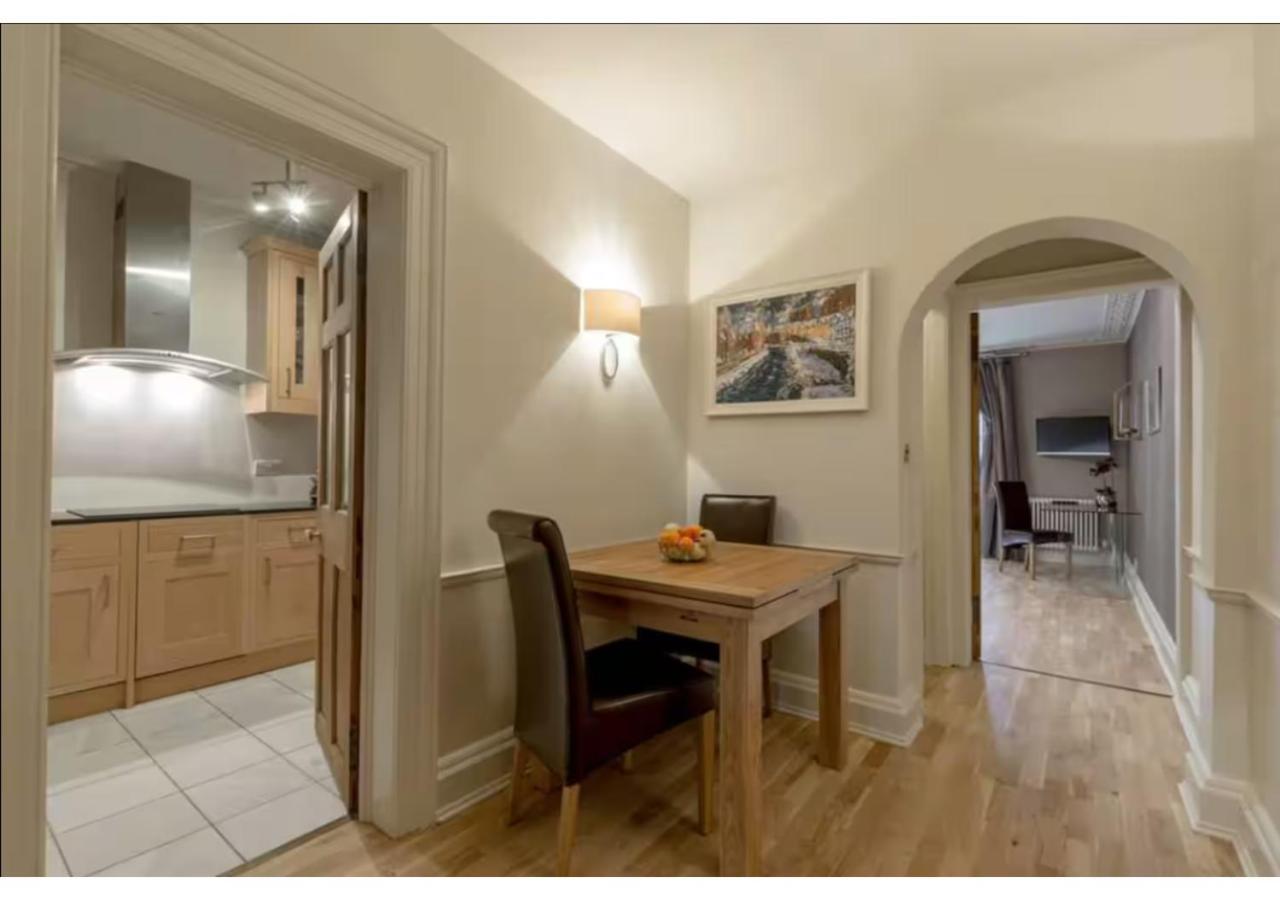 Joivy Boutique Apt With Patio In New Town إدنبرة المظهر الخارجي الصورة
