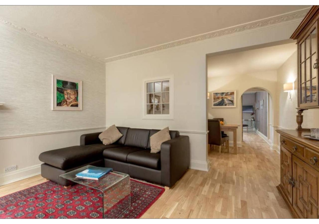 Joivy Boutique Apt With Patio In New Town إدنبرة المظهر الخارجي الصورة